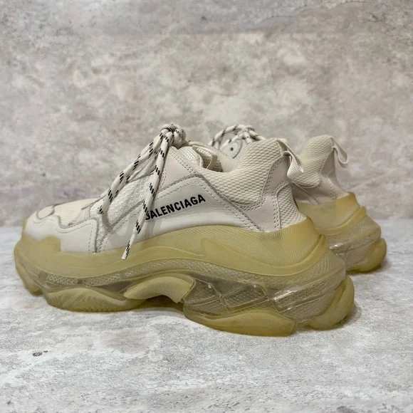 Womens Balenciaga Triple S Clear Sole in Beige/ Cream